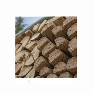 เครื่องอัดแท่งไม้ชีวมวลอัดก้อนขี้เลื่อยสำหรับประตูใช้ KL300P อัดแท่งไม้45-55HP ไม้ - Product Image 1