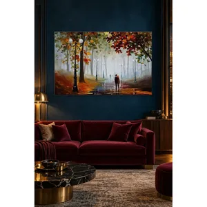 Impresión en lienzo de una pareja de Fida caminando por un camino iluminado con faroles en un parque de otoño - Product Image 4