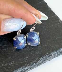 Pendientes de Zafiro Azul Cuadrado, Estilo Delicado con Engaste de Puntas, 15 mm, Plata de Ley 925, Piedra de Nacimiento de Septiembre, Precisión - Product Image 3