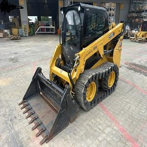 Chargeuses compactes Cat modèle 232D3 Équipement lourd pour projets de construction avec livraison rapide et qualité supérieure - Product Image 2