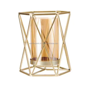 Nouveauté Bougeoir de Noël artistique pour un style de vie moderne Métal coloré de luxe Fait à la main par Zahid Exports - Product Image 1