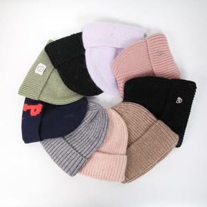 Custom Logo Knit Beanie <b>Hat</b> Winter Warm Cap Unisex Cuffed Beanie Wholesale Bulk Order Embroidered Label Streetwear Beanie - Product Image 2