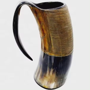 Tasses à corne médiévales les plus précieuses Accessoires de verres sculptés économiques pour la bière et le vin Meilleures ventes par l'artisanat en croissant - Product Image 1