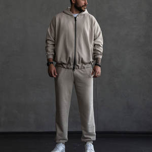 Chándal deportivo personalizado de alta calidad para hombre, nuevo estilo de invierno, ropa para correr de Etiqueta Privada, opciones de diseño al por mayor - Product Image 1