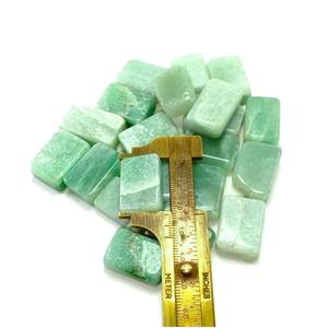 Aventurine verte dégringolée pierre sculptée Cube cristal pour Reiki Chakra guérison Agate galet avec gravure en gros pierre précieuse en vrac - Product Image 2