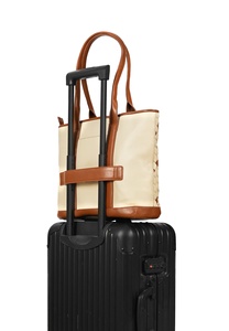 Bolso de mano trenzado Beige y marrón de lujo para mujer, logotipo personalizado, cierre de cremallera, precio al por mayor, bolsos de cuero de primera calidad - Product Image 4