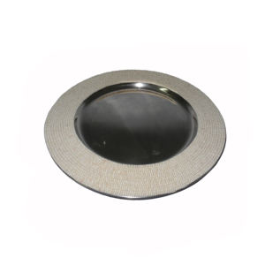 Assiettes de chargeur élégantes uniques fabriquées à la main pour la table de restaurant Table de service décorative en métal plat de serveur de nourriture - Product Image 5