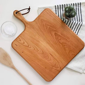 Tabla de Cortar de Madera Resistente, Superficie Multiusos Apta para Cuchillos, Perfecta para Cocinar - Product Image 1