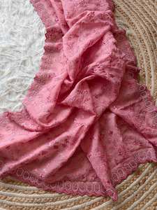 Saree exclusif en soie pure et douce de créateur indien, beau travail de broderie et bordure de travail de séquence pour mariage et fête - Product Image 4