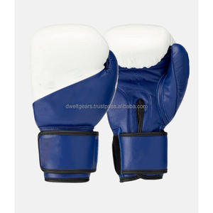 Guantes de Boxeo Personalizados con Etiqueta Privada, de Cuero Genuino, Transpirables, para Entrenamiento, con Agarre Completo en los Dedos, Diseño Ajustable con Cierre de Gancho y Bucle - Product Image 3