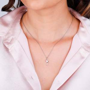 Heer by giva จี้เพชรสีขาวทองเปล่งปลั่งสร้อยคอเพชรที่สง่างาม - Product Image 5