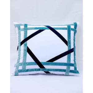 หมอนตกแต่งและหมอนอิงสไตล์มายา - Product Image 1