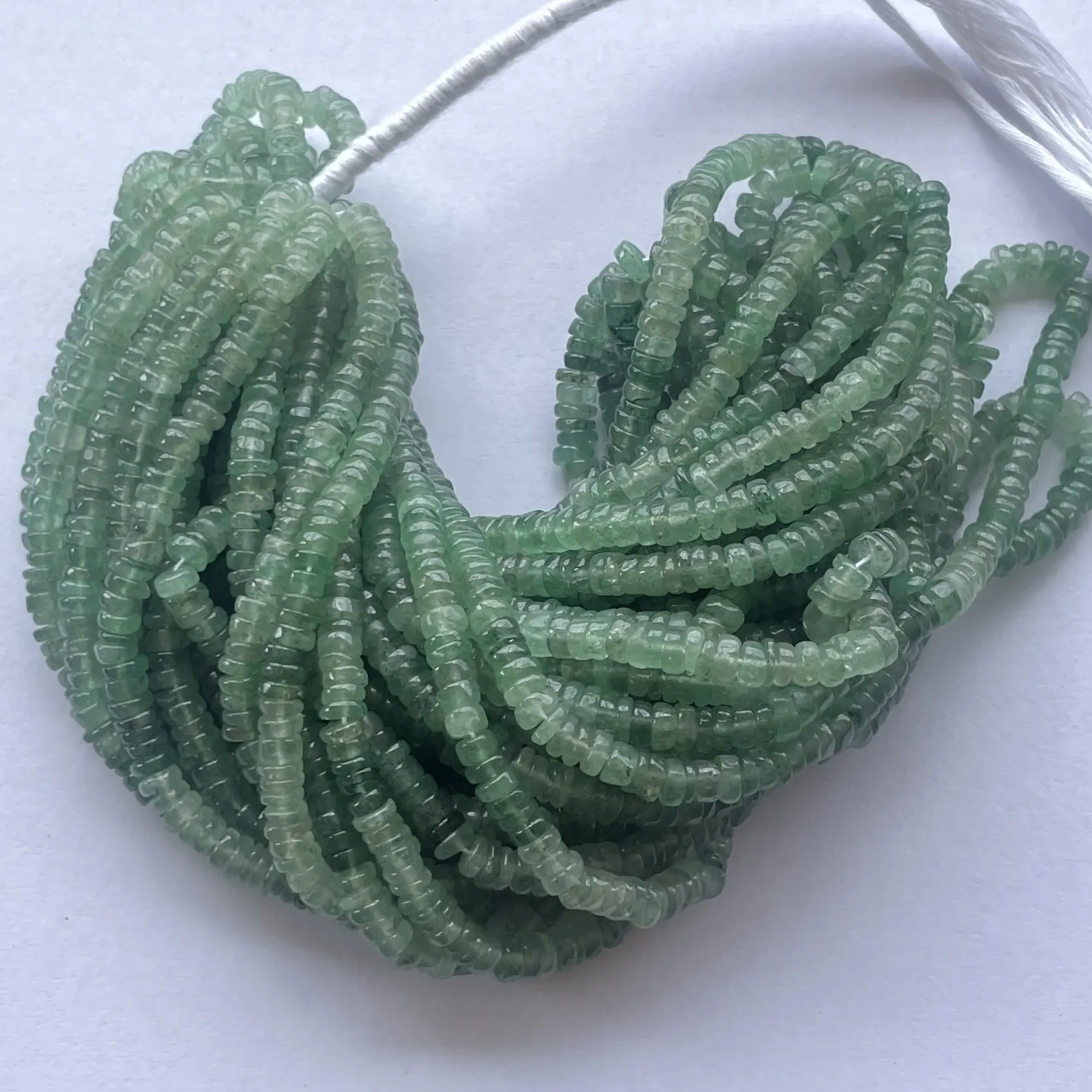 Натуральный зеленый клубничный кварцевый камень, 4 мм, 5 мм, 6 мм, 8 мм, гладкий Драгоценный Камень Heishi, бусины из ниток, полудрагоценные ювелирные изделия от производителя