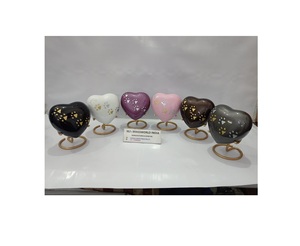 Meilleure vente de petits souvenirs métalliques de haute qualité en forme de cœur, urne de crémation pour cendres humaines/fournitures funérailles - Product Image 2