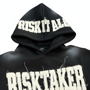 เสื้อฮู้ดดี้ฟอกสีซีดแบบกำหนดเอง ปักลายแบบดิสเทรส  ผ้าฝ้ายฟลีซ 100% แบบสั่งทำพิเศษ ทรงโอเวอร์ไซส์ มีฮู้ดขนเฟอร์ สำหรับผู้ชายและผู้หญิง - Product Image 2