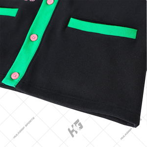 Alpha Kapa Alppha inspirado negro y verde Chenille carta Casual mujer otoño cárdigan suéter con logotipo frontal - Product Image 3