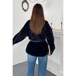 เสื้อเชิ้ตสีกรมท่า แต่งกระดุมสีทอง - สีกรมท่า - Product Image 5