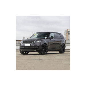 Range Rover avec des sièges en cuir perforé de qualité supérieure pour un look et une sensation raffinés - Product Image 5