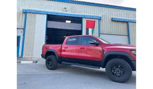 รถยนต์มือสอง รุ่น Arrival TRX V8 6.2L ปี 2024 แบบซีดาน พวงมาลัยซ้าย เบาะหนัง ยาง R17 เกียร์อัตโนมัติ หลังคาซันรูฟ พร้อมขับ สภาพดี - Product Image 5