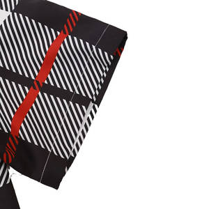 Conjunto de camiseta y pantalones cortos de alta calidad y cómodos para hombre, conjuntos de pantalones cortos estampados de manga corta informales de alta calidad para hombre - Product Image 4