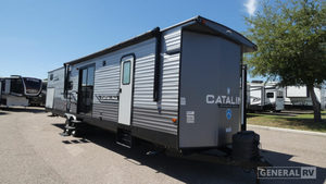 Autocaravana Usada en Tendencia 2024 Coachmen Catalina Destination Series 40BHTS, Remolque de Viaje - Product Image 4