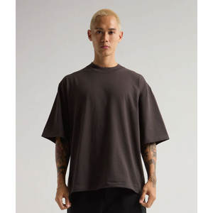 Camiseta de gran tamaño Boxy Fit para hombre, 100% algodón, ropa de calle con hombros caídos, calidad de lujo, logotipo personalizado, camiseta lisa para hombre - Product Image 2