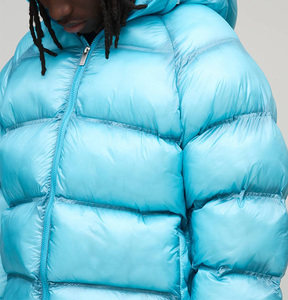 Chaqueta Acolchada de Invierno para Hombre, Estilo Europeo, Tejida, Cálida, Brillante, con Logotipo Bordado y Letras, para Clima Frío, Estilo Urbano - Product Image 3