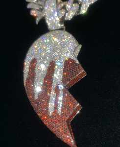 Colgante de Cruz con Moissanita Redonda de 2.50 Quilates, Chapado en Oro, Estilo Hip Hop, Regalo para Niños, Hindú, Oro Amarillo de 18K - Product Image 2