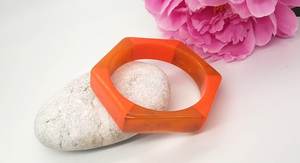 Bracelet en résine, dernier modèle, design de bracelet manchette tendance pour les femmes, vêtements de mode - Product Image 2