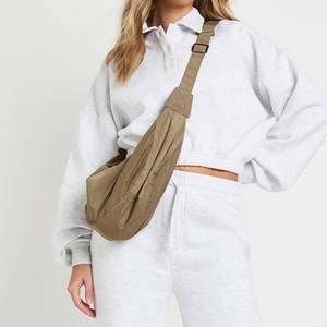 Ensemble de détente deux pièces en molleton pour femme, sweat-shirt court et pantalon de survêtement à jambes larges, logo personnalisé, survêtement en coton OEM ODM - Product Image 5