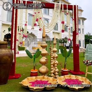 Decoración Haldi de tema tradicional - Product Image 1