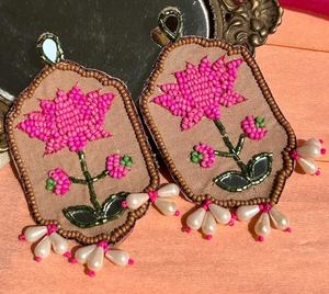 Boucles d'oreilles brodées à la main avec des perles, boucles d'oreilles multi-perles personnalisées, bijoux de fête pour femmes au meilleur prix, boucles d'oreilles à perles - Product Image 3