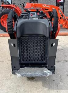 รถตักล้อยางขนาดเล็ก Kubota SCL1000 มือสอง สภาพใช้งานได้ พร้อมเครื่องยนต์ดีเซลและที่ตักด้านหน้า ขาย - Product Image 3