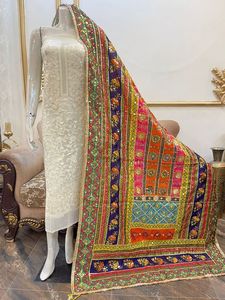 Chal de seda antiguo hecho a mano de lujo para mujer trabajo de espejo pesado impreso estilo étnico directo de Pakistán - Product Image 5