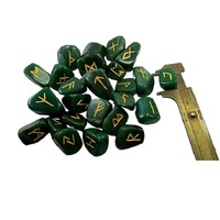 Vente en gros de pierres précieuses en cristal de jade vert naturel pour la guérison des pierres minérales Rune