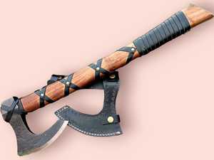 Nouvelle hache Viking forgée à la main nouveau style de hache à barbe longue en acier à haute teneur en carbone avec manche en palissandre et gaine en cuir OEM - Product Image 5
