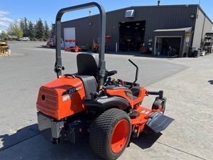 Kubota มือสองเป็นศูนย์เลี้ยว ZD1211ของแท้ - Product Image 6