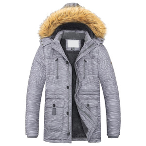 Chaqueta Parka Personalizada para Hombre con Interior Grueso, Estructura Resistente al Viento, Movimiento Flexible y Producción Profesional - Product Image 1