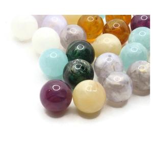 Collier en résine tendance, collier à pendentif tendance, collier artisanal classique pour femmes, bijoux en résine de la meilleure qualité - Product Image 1