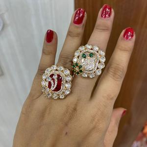 แหวนหินชุบทองสวยงามปรับได้สำหรับคอลเลกชันชุดแต่งงานสำหรับผู้หญิง - Product Image 1