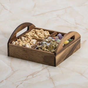 Bandeja de servicio de madera de estilo rústico de 2 piezas con asa Bandejas de servicio modernas y convenientes - Product Image 2