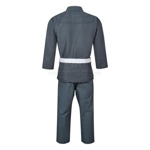Kimono de BJJ au design moderne avec logo frontal, coupe confortable, tissu durable, séchage rapide, léger pour l'entraînement et les séances de sport - Product Image 6