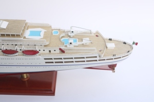 Gia Nhien Conception personnalisée du fabricant SS Guglielmo Marconi Maquette de bateau en bois de haute qualité Artisanat en bois pour cadeaux - Product Image 4
