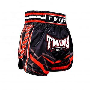 Shorts de Muay Thai de qualité supérieure avec logo personnalisé, polyester et nylon, vêtements de sport pour l'entraînement au kickboxing, vêtements d'arts martiaux avec broderie - Product Image 2