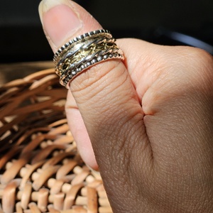 Anillo giratorio de latón plateado para uso diario, Anillo giratorio para mujeres y hombres, regalo para Navidad, banda de meditación hecha a mano - Product Image 4
