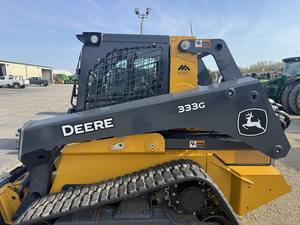 2024 333G Skid Steer Loader Crawler Type Chargeur frontal Eaton Cylindre hydraulique Boîte de vitesses Pompe Roulement Moteur Moteur PLC Gear Core - Product Image 4