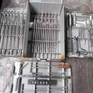 Juego de Instrumentos Quirúrgicos Ortopédicos para Clavos de Bloqueo en Tibia y Fémur con 50 Clavos y Tornillos, Manual - Product Image 2