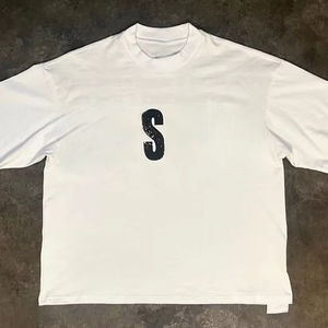 Camiseta de Punto Transpirable Personalizable con Logotipo Personalizado, Estilo Urbano, Diseño Ajustado, Métodos de Serigrafía e Impresión por Agua - Product Image 1