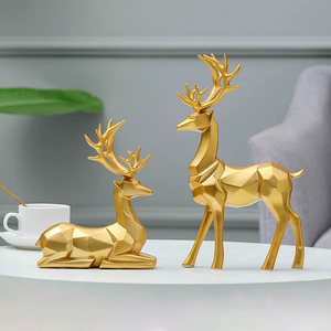 Sculpture décorative en aluminium pour décoration intérieure avec un design abstrait créatif et un look élégant, artistique et moderne. - Product Image 1