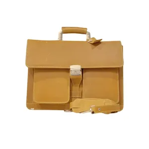 Maletín Premium con Cierre Elegante y Dos Bolsillos Delanteros - Product Image 1